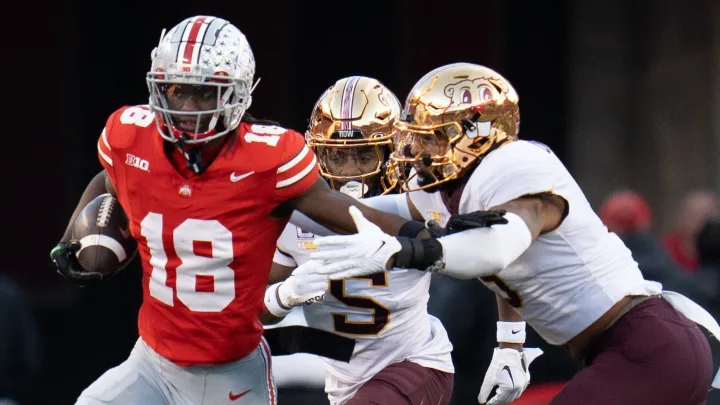 展现出了足 展现出了足